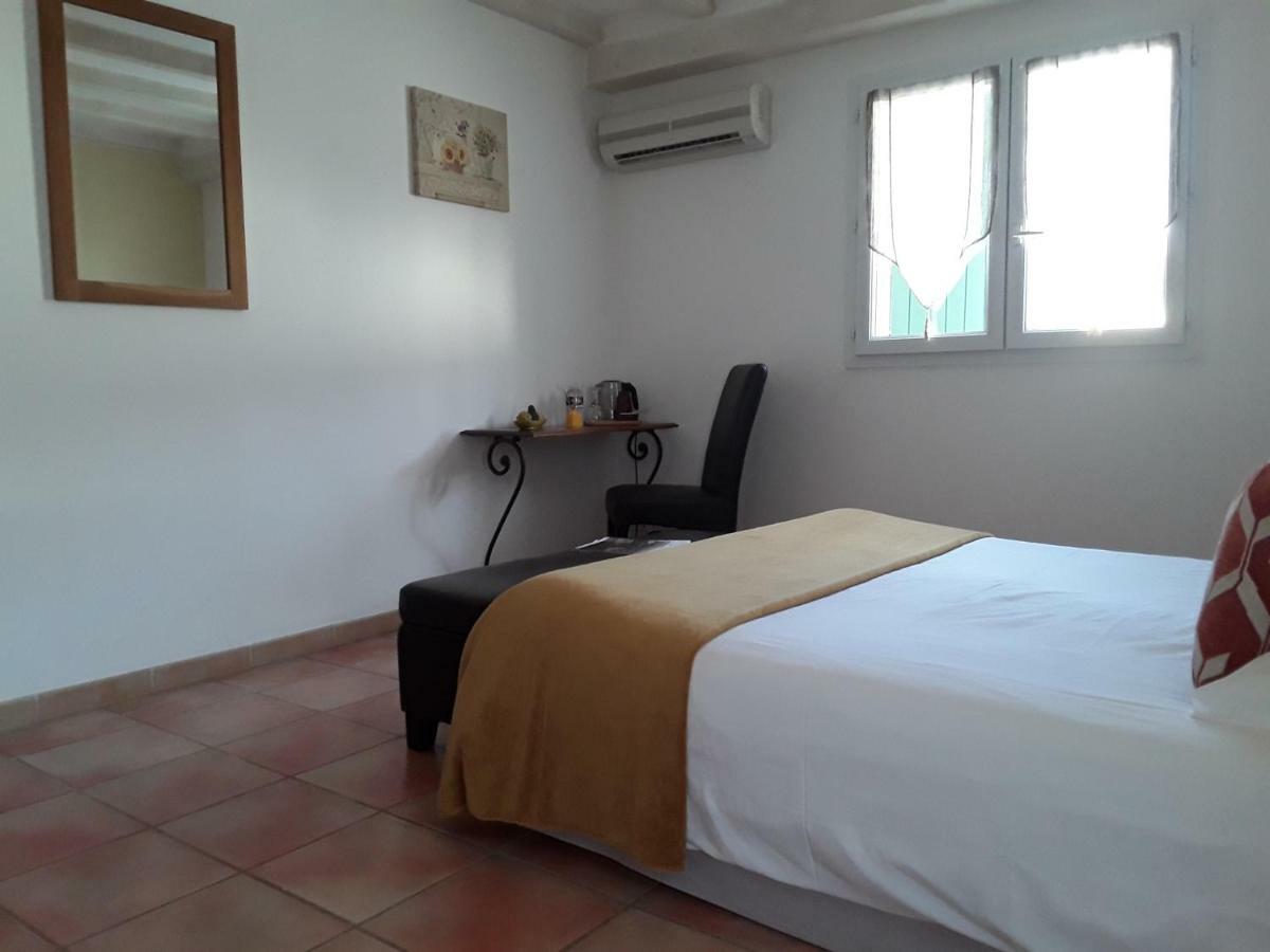 Mas De L'ile 3* Avinhão